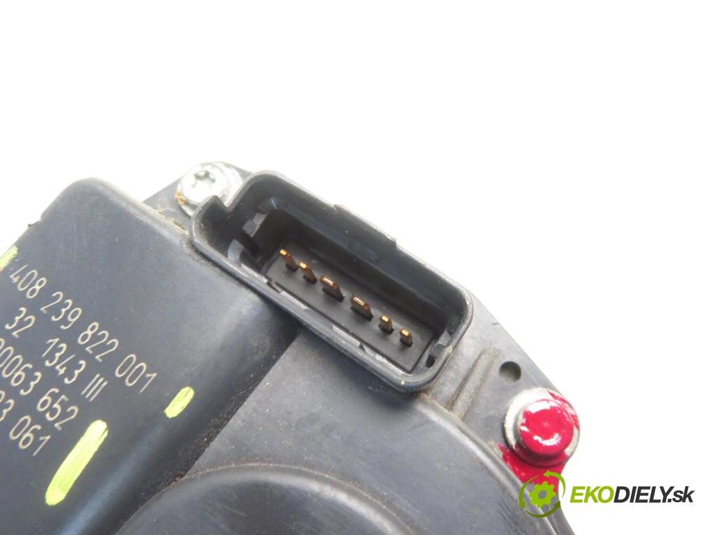 RENAULT SCENIC I (JA0/1_) MINIVAN 2003 0,00 1.6 - K4M 708 1598,00 Škrtiaca klapka 8200063652 ; 8200123061 ; 408239822001 (Škrtiaca klapka)