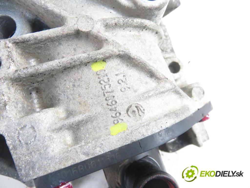 CITROEN C4 I (LC_) HB 2010 65,00 1.4 16V 88 - KFU 1360,00 pumpa vody 9646075210 (Vodní pumpy)