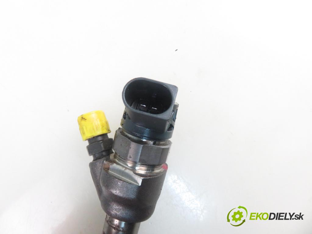 TOYOTA AVENSIS sedan (_T27_) SEDAN 2016 105,00 2.0 D-4D (WWT271_) - 2WW 1995,00 vstrekovač 0445110613 ; 8514146 (Vstrekovač paliva)