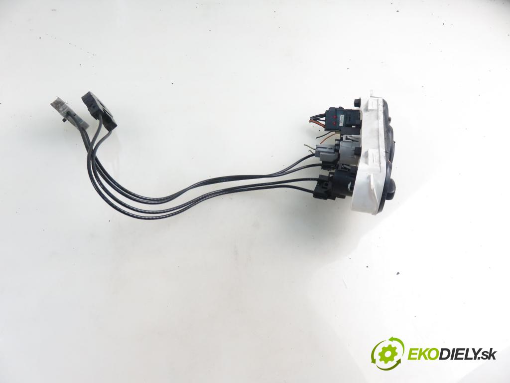 FORD FOCUS Turnier (DNW) KOMBI 2002 85,00 1.8 TDCi - F9DB 1753,00 Panel kúrenia KLIMATIZACE: 1S4H18C419BA