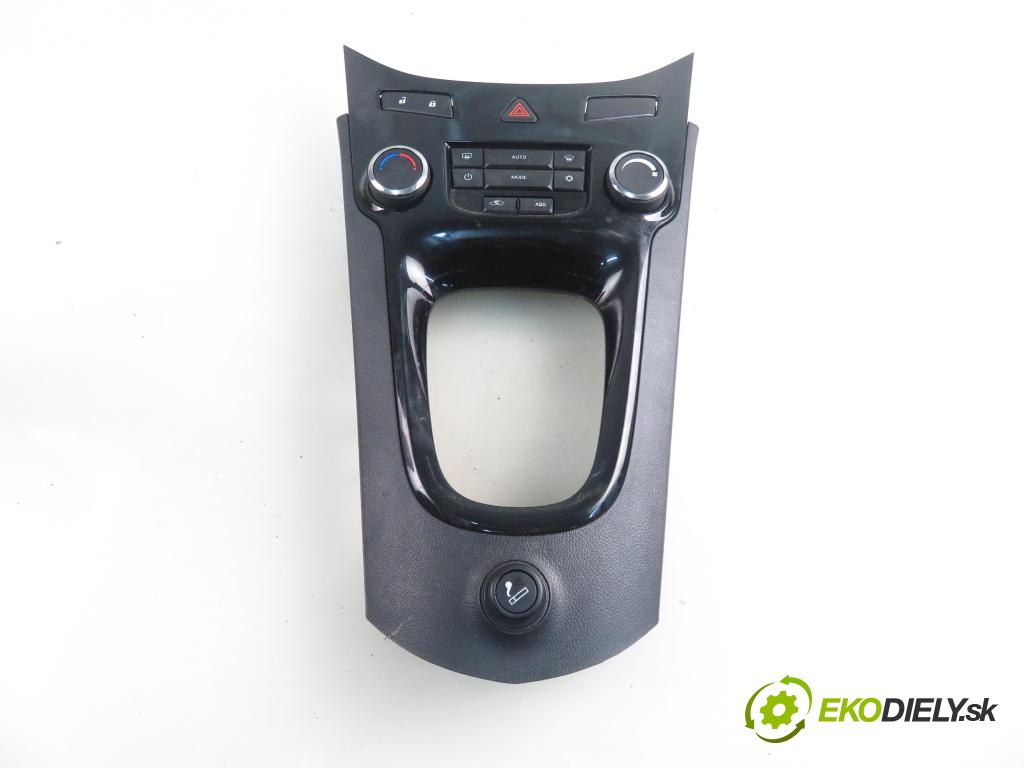 CHEVROLET ORLANDO (J309) MINIVAN 2012 120,00 2.0 D VCDi 163 - Z 20 D1 (LNP) 1998,00 Panel topení KLIMATRONIK 3870578