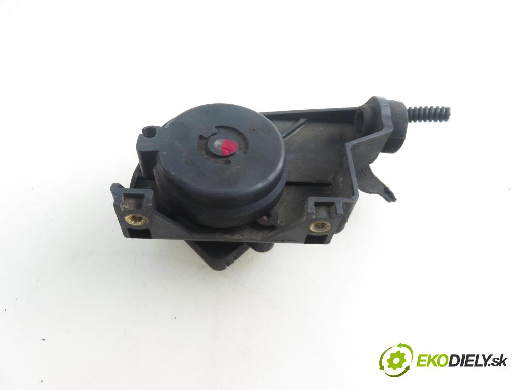 PEUGEOT 607 (9D, 9U) SEDAN 2000 98,00 2.2 HDI - 4HX (DW12TED4/FAP) 2179,00 Potenciometer plynu 9639779180 (Pedál)