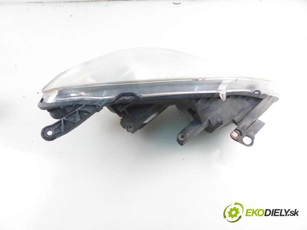 OPEL ZAFIRA B (A05) MINIVAN 2008 103,00 1.8 - Z 18 XER 1796,00 světlo LP