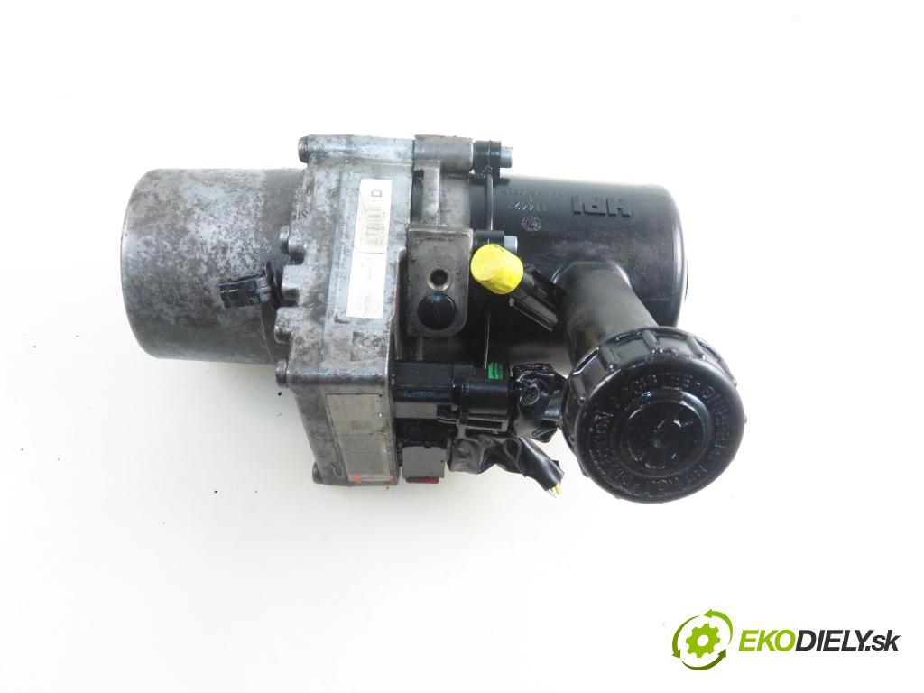 PEUGEOT 407 SW (6E_) KOMBI 2005 100,00 2.0 HDi 135 - RHR 1997,00 Pumpa servočerpadlo 9655792180