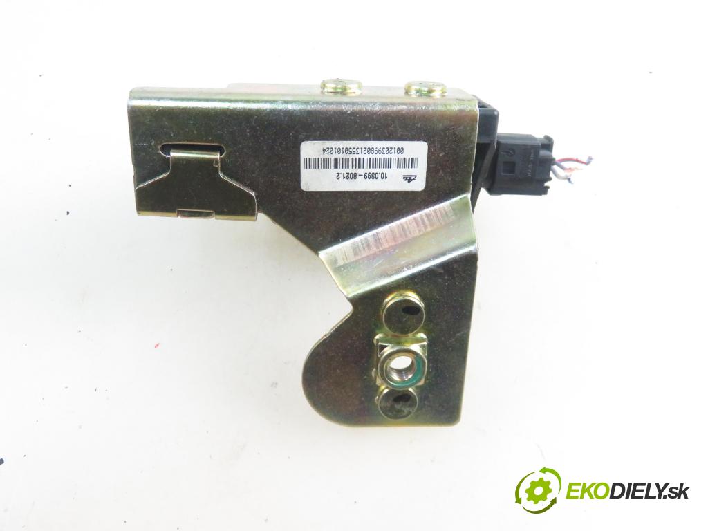 VW GOLF IV (1J1) HB 2000 77,00 1.6 16V 105 - AZD 1598,00 snímač ESP 1J1907637A ; 10098004222 ; 1J0907651A