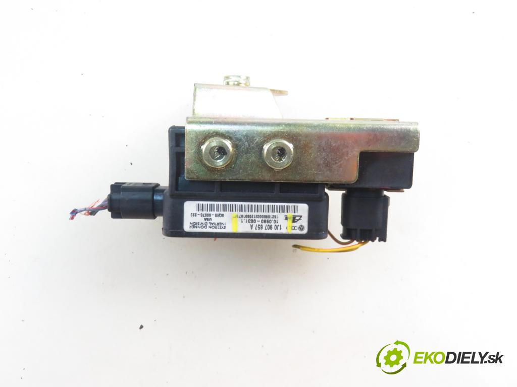 VW GOLF IV (1J1) HB 2000 77,00 1.6 16V 105 - AZD 1598,00 snímač ESP 1J1907637A ; 10098004222 ; 1J0907651A