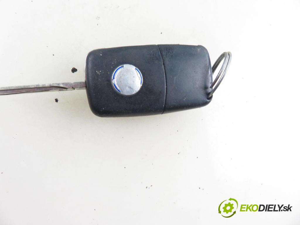 VW PASSAT B5.5 Variant (3B6) KOMBI 2001 96,00 1.9 TDI PD 130 - AVF 1896,00 spinačka 4B0905851C (Spínacia skrinka a kľúč)