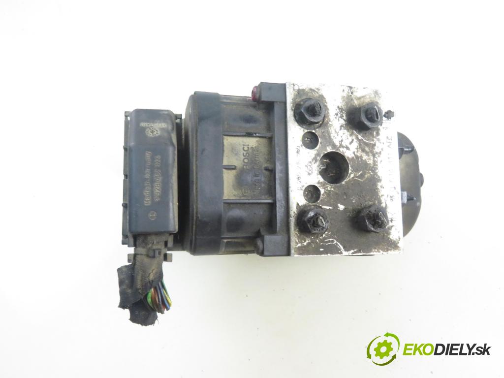 AUDI A4 Avant (8D5, B5) KOMBI 1999 81,00 1.9 TDI - AVG 1896,00 pumpa ABS 8E0614111AB ; 0273004281 ; 0265216559 (Pumpy brzdové)