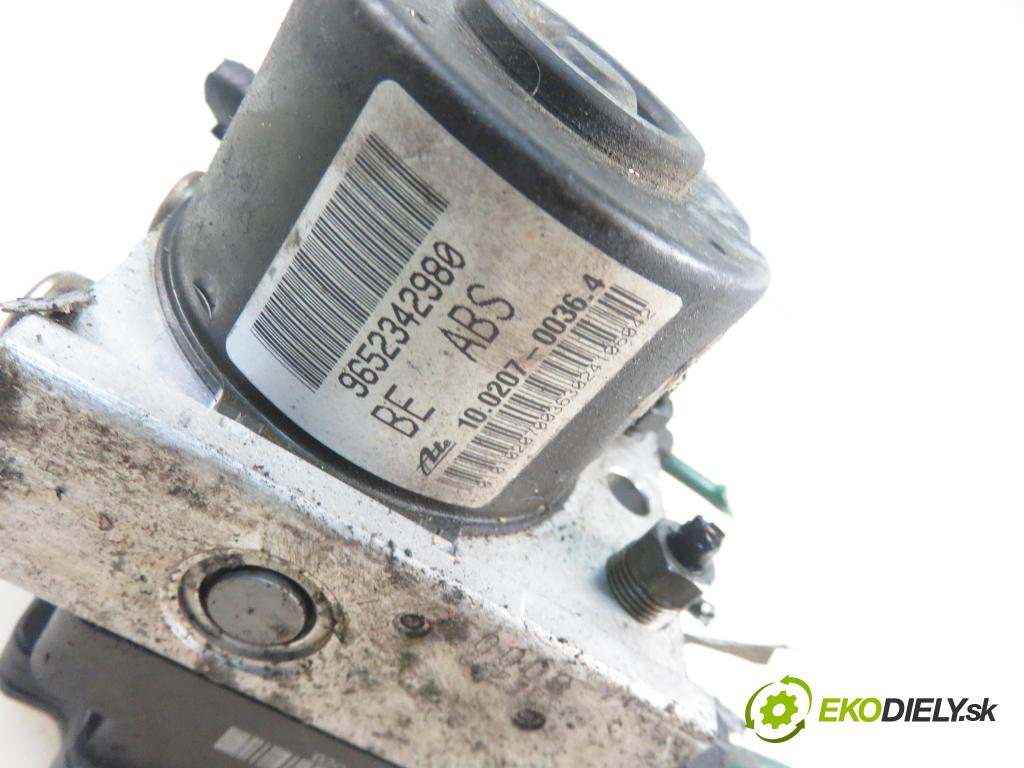 PEUGEOT 206 liftback (2A/C) HB 2004 80,00 1.6 16V - NFU (TU5JP4) 1587,00 Pumpa ABS 10097011143 ; 5WK84108 ; 9652342980 (Pumpa ABS)