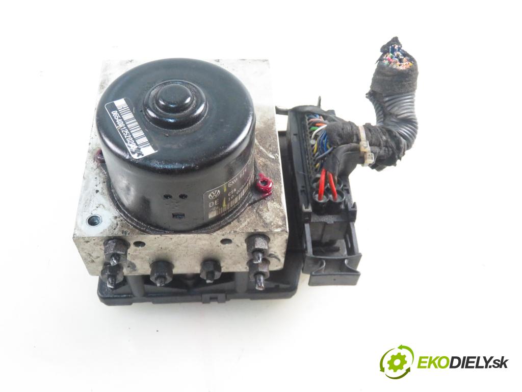 VW GOLF IV (1J1) HB 2000 77,00 1.6 16V 105 - AZD 1598,00 Pumpa ABS 1C0907379 ; 10094703073 ; 6X0614517 (Pumpa ABS)