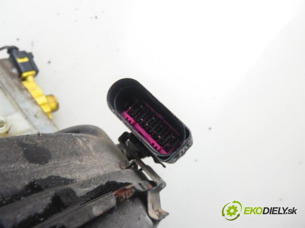 VW GOLF IV (1J1) HB 2000 77,00 1.6 16V 105 - AZD 1598,00 Posilovač 1J1614205 ; 03786404014 (Servočerpadlo, pumpa riadenia)