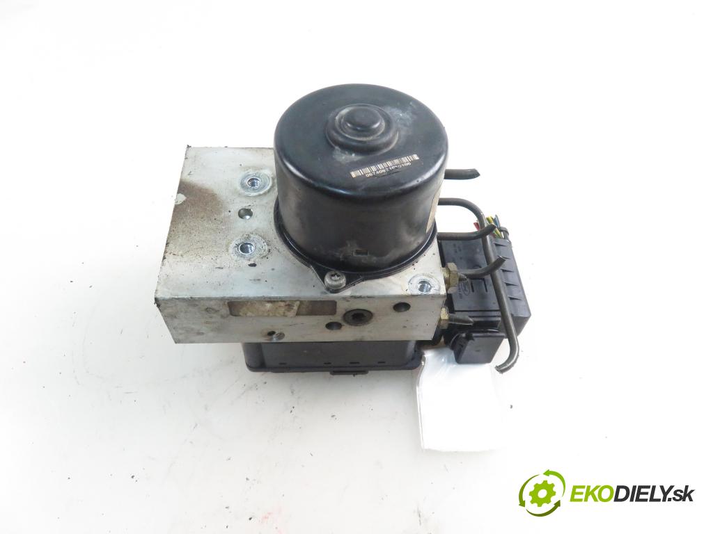 FORD FOCUS Turnier (DNW) KOMBI 2000 96,00 2.0 16V - EDDF 1988,00 Pumpa ABS 10094801023 ; 5WK8448 (Pumpa ABS)