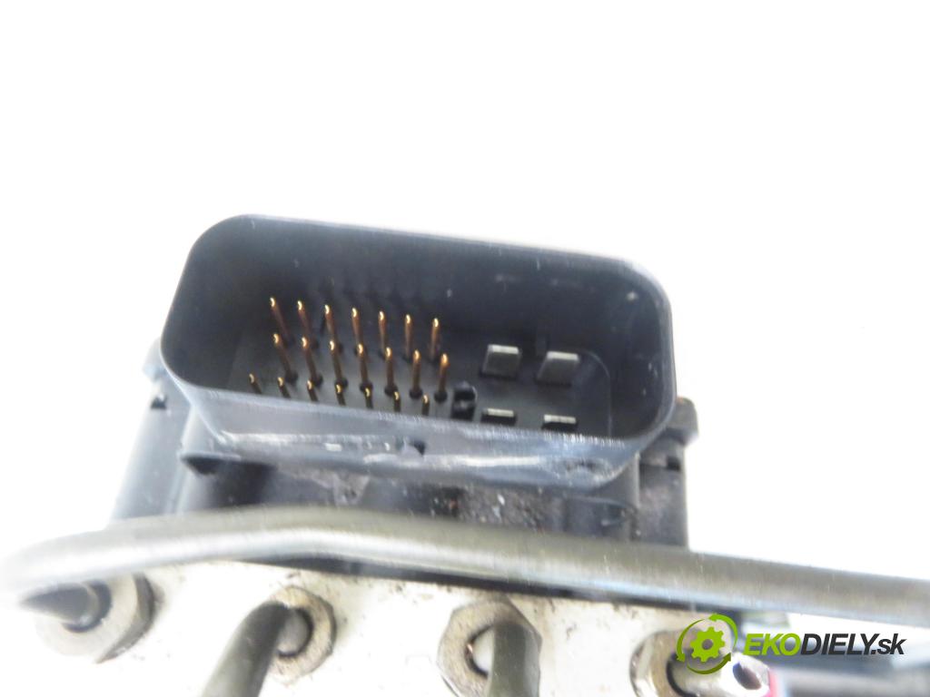 FORD FOCUS Turnier (DNW) KOMBI 2000 96,00 2.0 16V - EDDF 1988,00 Pumpa ABS 10094801023 ; 5WK8448 (Pumpa ABS)