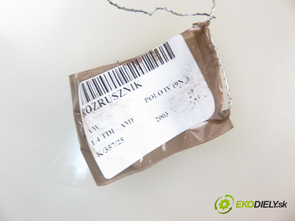 VW POLO (9N_) HB 2003 55,00 1.4 TDI PD 75 - AMF 1422,00 Štartér  (Štartér)