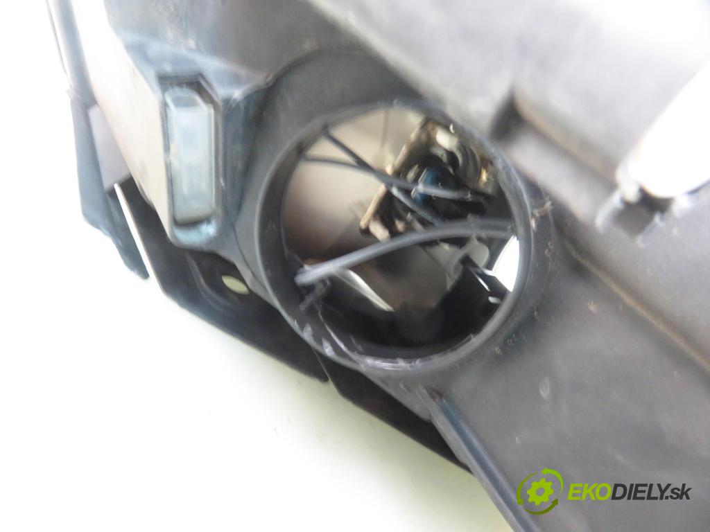 VW PASSAT B6 Variant (3C5) KOMBI 2007 103,00 2.0 TDI PD 8V 140 - BMP 1968,00 světlo LP 89312179