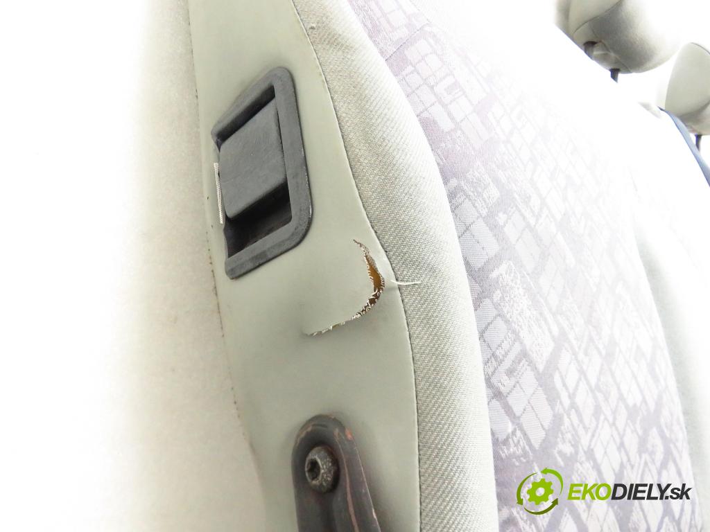 OPEL VIVARO A Autobus (X83) BUS 2005 74,00 1.9 CDTI 101 - F9Q 760 1870,00 Sedadlá, sedačky Sedadlo