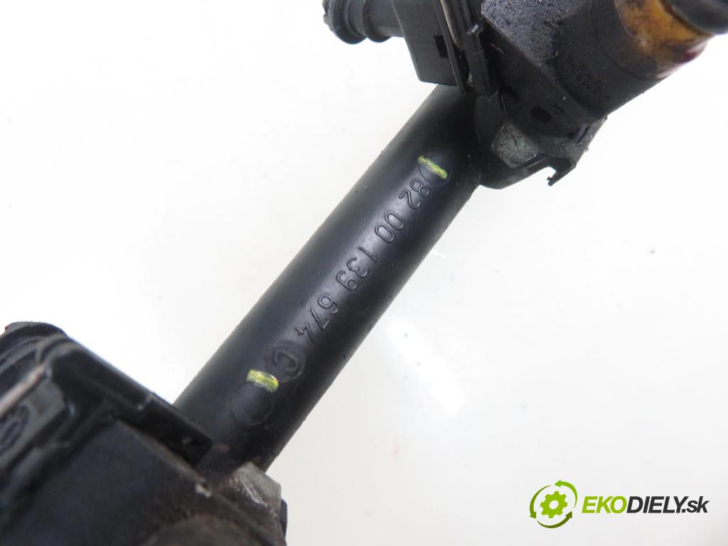 RENAULT SCENIC I (JA0/1_) MINIVAN 2003 0,00 1.6 - K4M 708 1598,00 Lišta vstrekovacia 8200139674C ; H029611 ; ITGM60 (Vstrekovacia lišta)