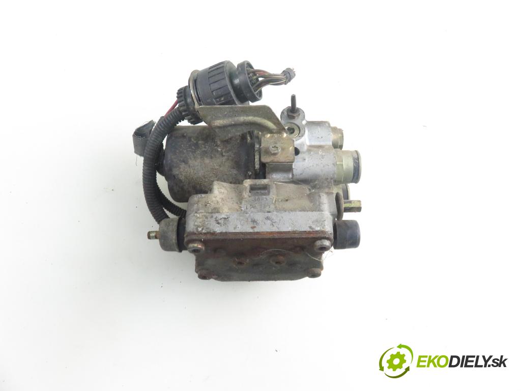 BMW 3 (E36) SEDAN 1995 75,00 316 i 102 - M43 B16 1596,00 pumpa ABS 1162291 ; 10020201434 ; 10045708053 (Pumpy brzdové)