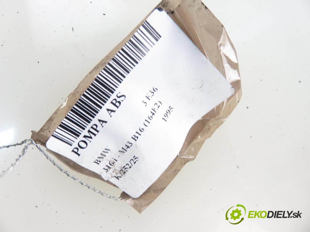 BMW 3 (E36) SEDAN 1995 75,00 316 i 102 - M43 B16 1596,00 pumpa ABS 1162291 ; 10020201434 ; 10045708053 (Pumpy brzdové)