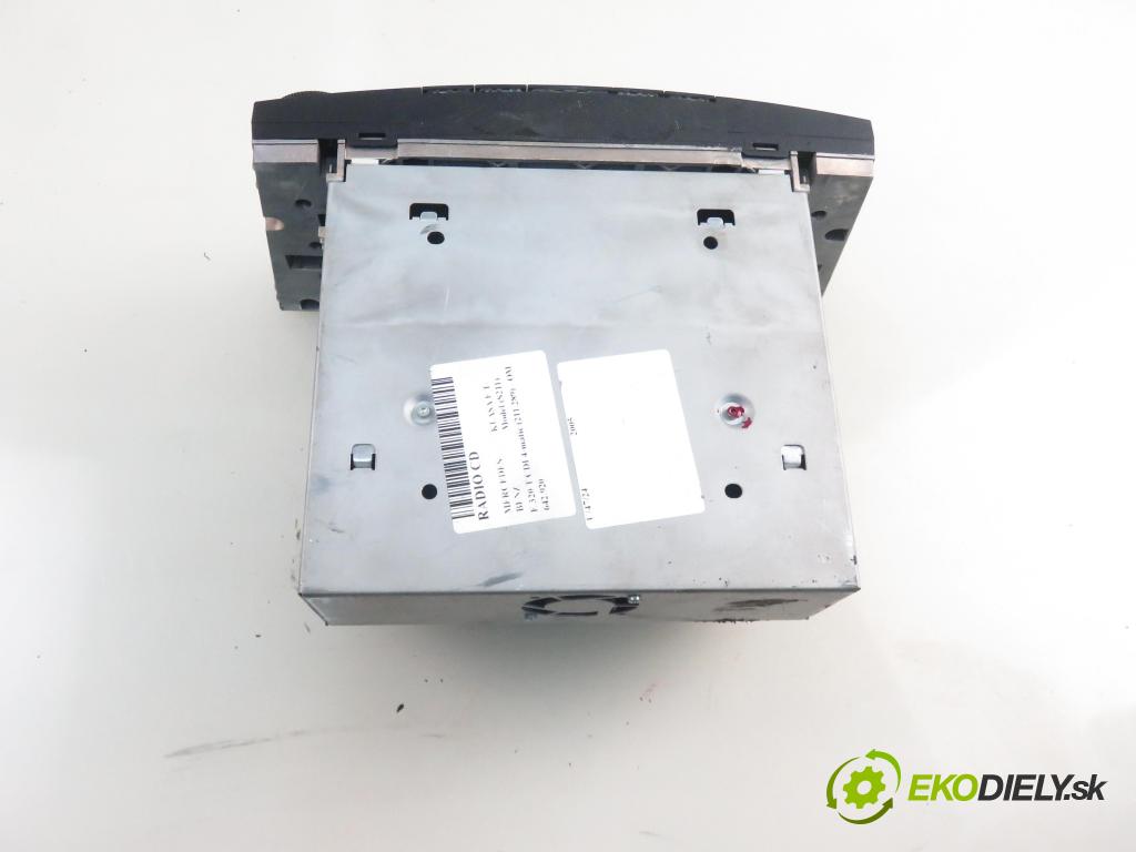 MERCEDES-BENZ KLASA E T-Model (S211) KOMBI 2005 165,00 E 320 T CDI V6 4-matic (211.289) 224 - OM 642.920 2987,00 RADIO CD 2118704789