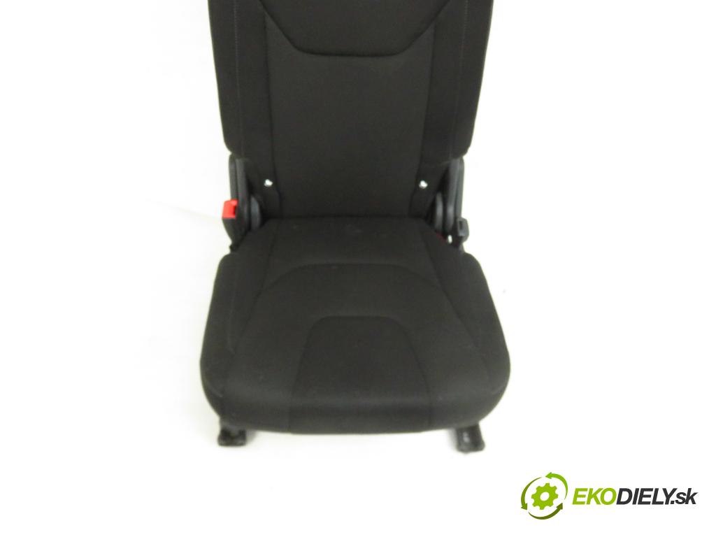 FORD S-MAX II (CJ, WA6) MINIVAN 2016 132,00 2.0 TDCi 180 - T8CJ 1997,00 Sedadlo 2 rad STREDNÝ: