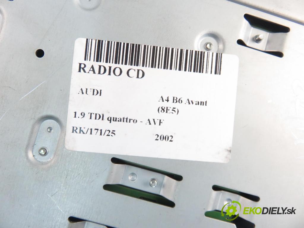 AUDI A4 Avant (8E5, B6) KOMBI 2002 96,00 1.9 TDI quattro - AVF 1896,00 RADIO CD 8E0035192K