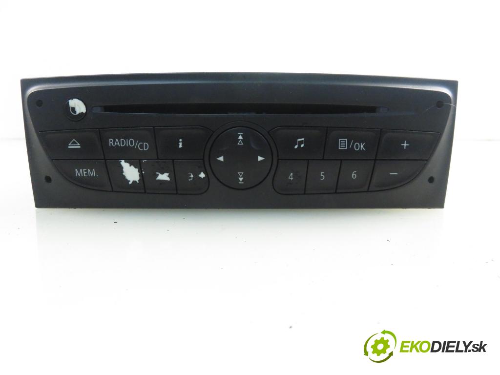 RENAULT CLIO III Grandtour (KR0/1_) KOMBI 2010 76,00 1.2 16V TCE - D4F 786 1149,00 RADIO CD 281150038R