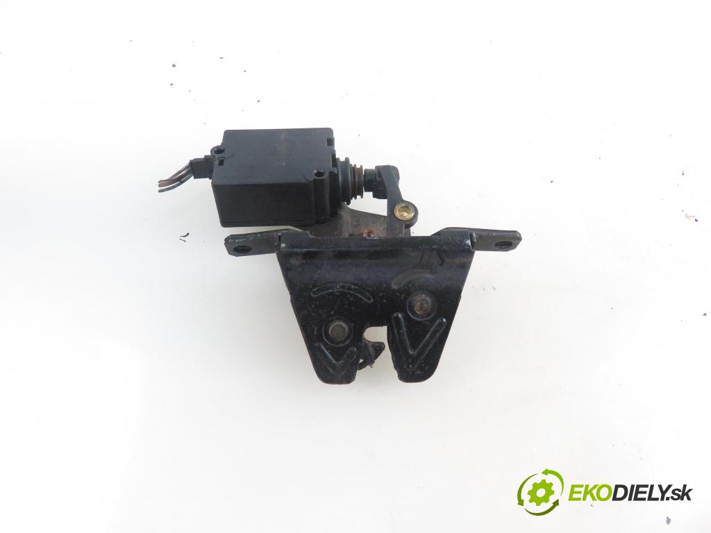 BMW 5 (E39) SEDAN 1996 125,00 2.5 523 i 170 - M52 B25 (256S3) 2494,00 zámok dveří kufr EL. 51248172177