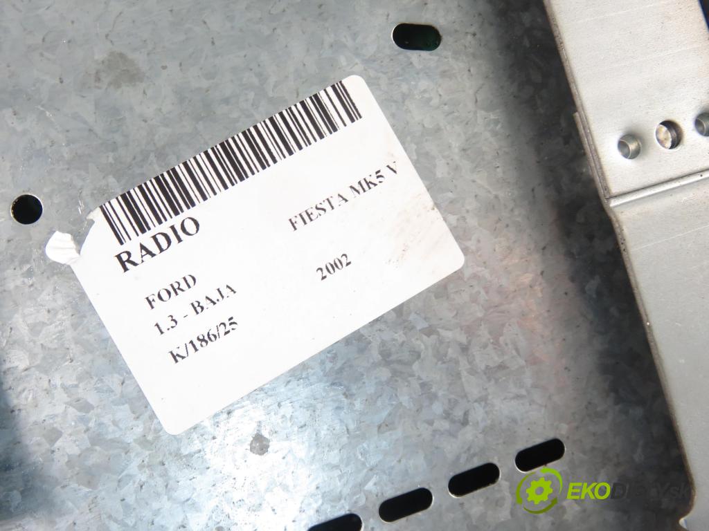 FORD FIESTA V (JH_, JD_) HB 2002 44,00 1.3 - BAJA 1299,00 RADIO 2S6118C815AF