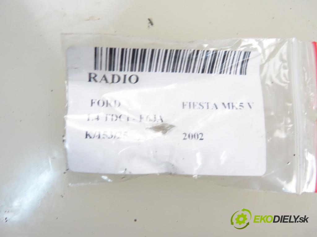 FORD FIESTA V (JH_, JD_) HB 2002 50,00 1.4 TDCi 8V 68 - F6JA 1399,00 RADIO 2S6118C815AF