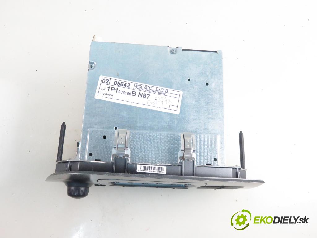 SEAT LEON (1P1) HB 2006 77,00 1.9 TDI - BLS 1896,00 RADIO CD 1P1035186B