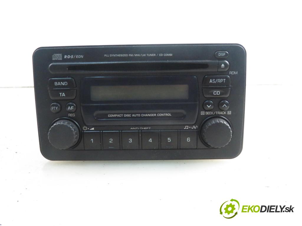 SUZUKI JIMNY (FJ) TERENOWY 2006 63,00 1.3 16V 4x4 (SN413) - 86 M13A 1328,00 RADIO CD 3910176J81