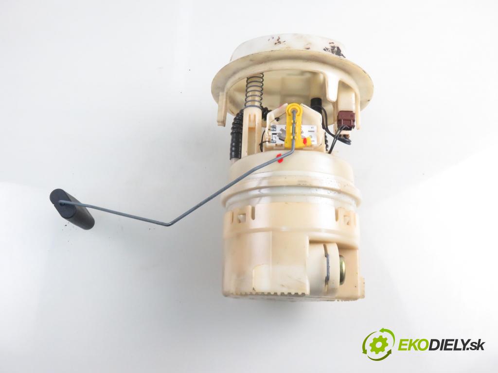PEUGEOT 206 liftback (2A/C) HB 2002 55,00 1.4 75 - KFW 1360,00 pumpa paliva 9642124080