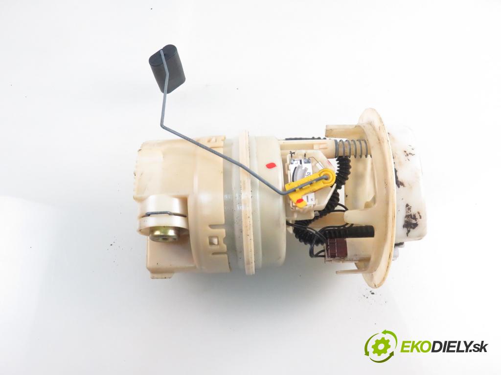 PEUGEOT 206 liftback (2A/C) HB 2002 55,00 1.4 75 - KFW 1360,00 pumpa paliva 9642124080