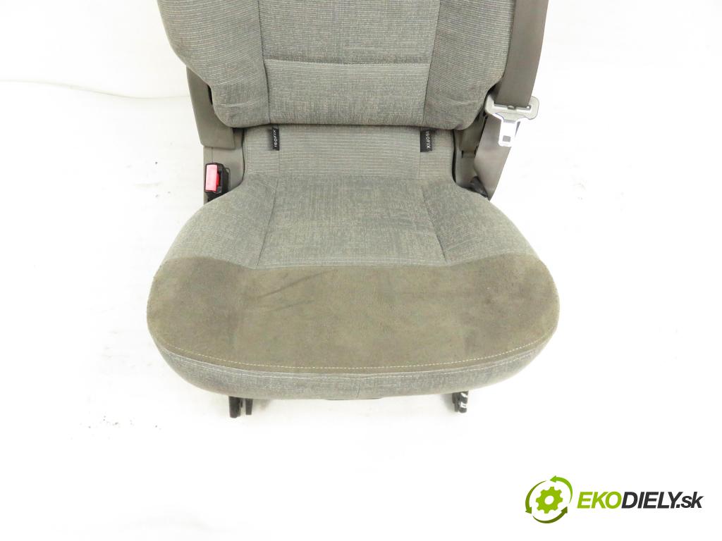 RENAULT ESPACE IV (JK0/1_) MINIVAN 2003 110,00 2.2 dCi (JK0H) 150 - G9T 742 2188,00 Sedadlo 2 rad STREDNÝ: