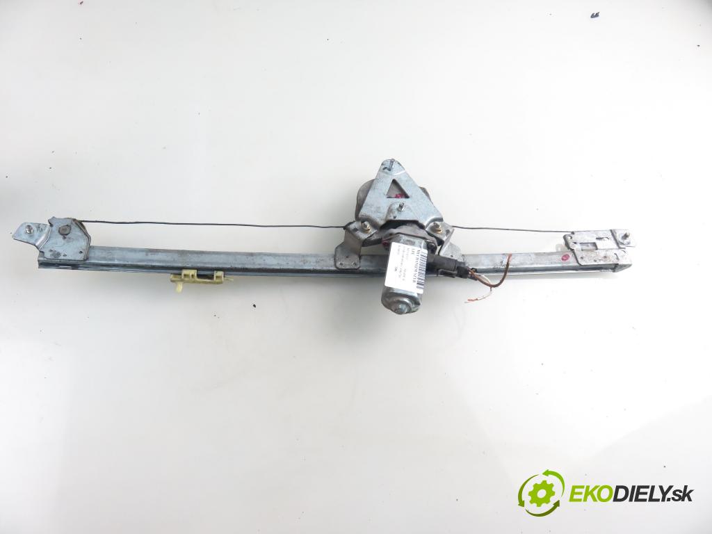 RENAULT TRAFIC II Skrzynia (FL) FURGON 2001 74,00 1.9 dCi 100 - F9Q 760 1870,00 mechanismus oken 7700311820 ; 91165704