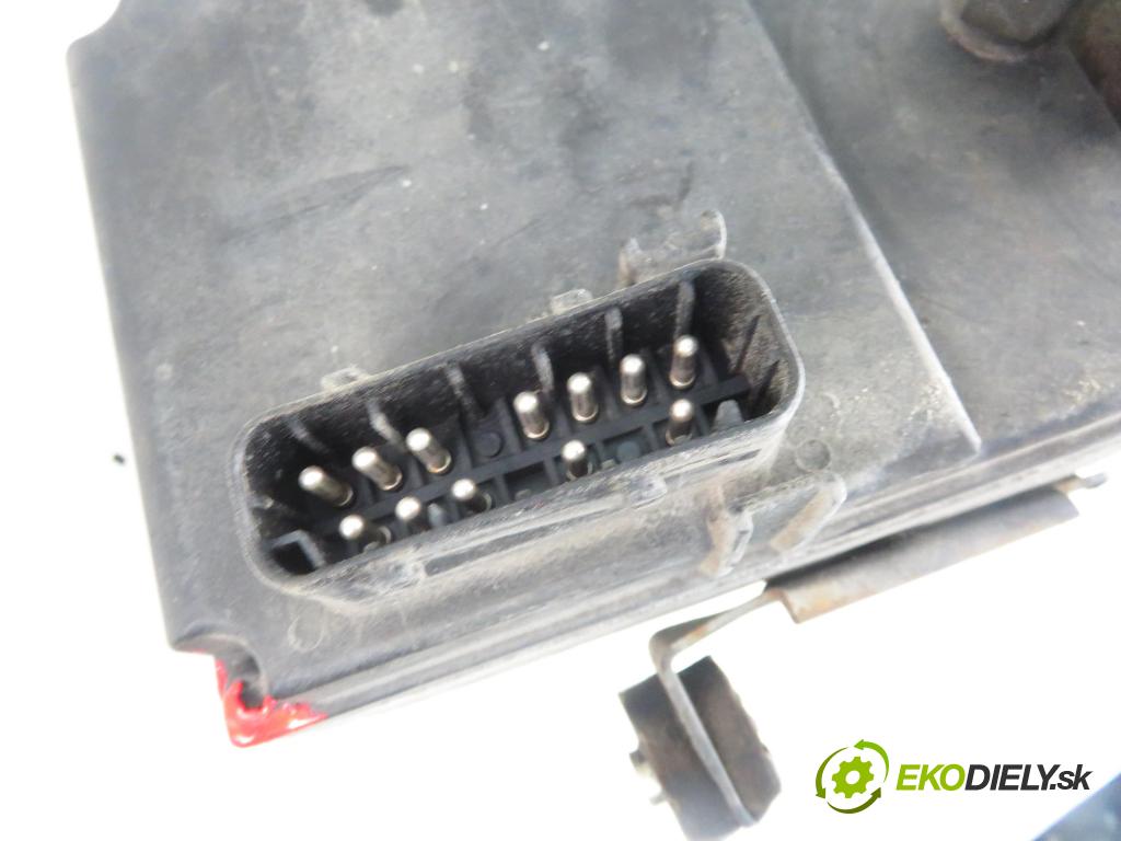 BMW 5 (E39) SEDAN 1996 125,00 2.5 523 i 170 - M52 B25 (256S3) 2494,00 pumpa ABS 0285217000 ; 34511080910 (Pumpy brzdové)