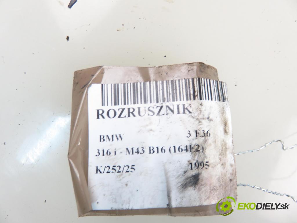 BMW 3 (E36) SEDAN 1995 75,00 316 i 102 - M43 B16 1596,00 Štartér  (Štartér)