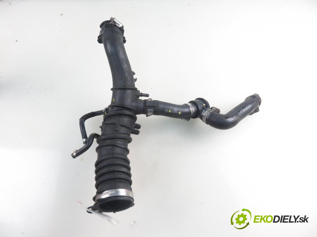 RENAULT CLIO III Grandtour (KR0/1_) KOMBI 2010 76,00 1.2 16V TCE - D4F 786 1149,00 Rúra prívodu vzduchu 0280142118 ; 8200519077 ; 8200828342