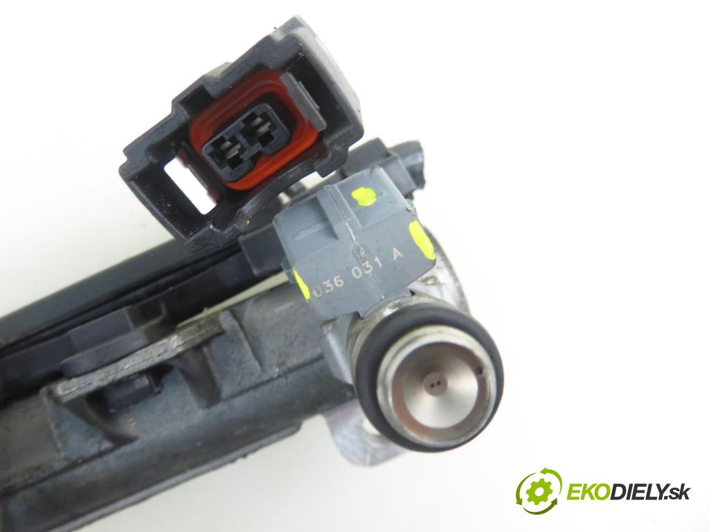 VW GOLF IV (1J1) HB 2000 77,00 1.6 16V 105 - AZD 1598,00 Lišta vstrekovacia 036133319AK ; 036031A ; IWF025 (Vstrekovacia lišta)