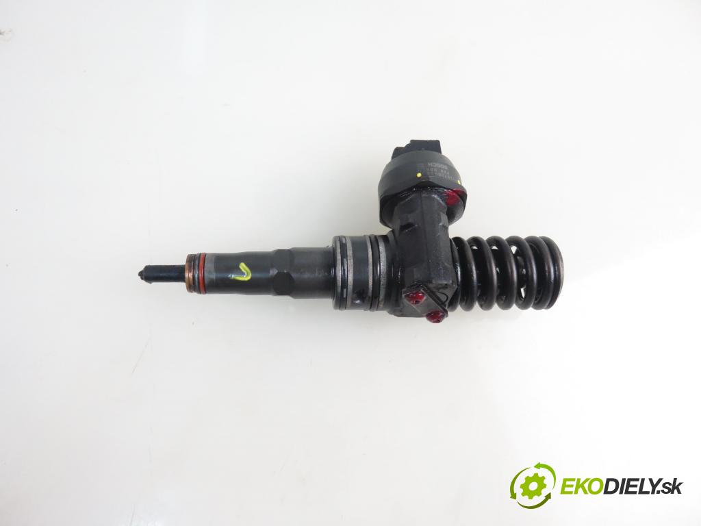 SEAT ALHAMBRA (7V8, 7V9) MINIVAN 2003 85,00 1.9 TDI PD 115 - AUY 1896,00 Vstrekovač 038130073AK ; 0414720038 (Vstrekovač paliva)