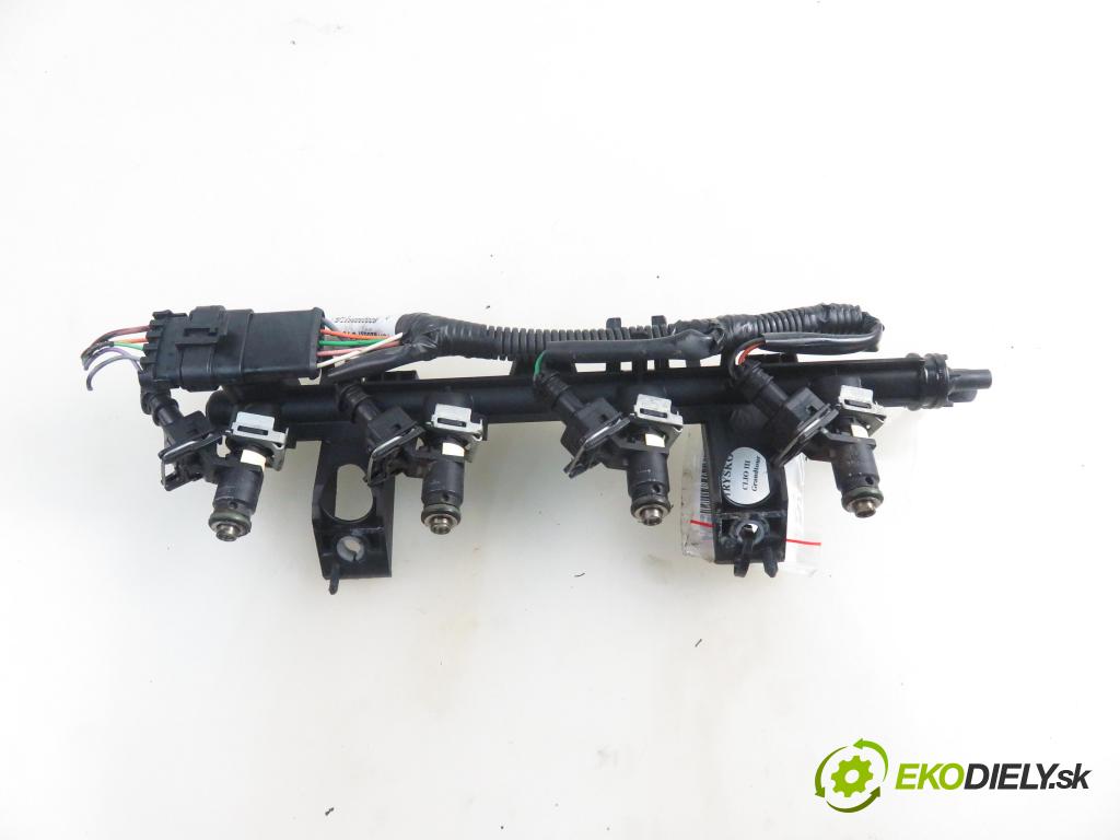 RENAULT CLIO III Grandtour (KR0/1_) KOMBI 2010 76,00 1.2 16V TCE - D4F 786 1149,00 Lišta vstrekovacia 8200604620 ; 8200885287 ; ITGM60 (Vstrekovacia lišta)