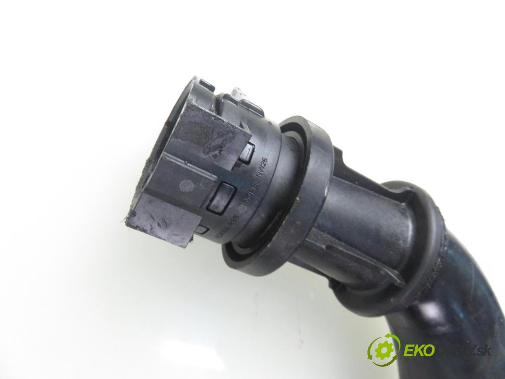 RENAULT CLIO III Grandtour (KR0/1_) KOMBI 2010 76,00 1.2 16V TCE - D4F 786 1149,00 Rúra intercoolera turba 8200964495