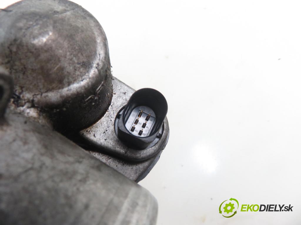 VW GOLF IV (1J1) HB 2000 77,00 1.6 16V 105 - AZD 1598,00 Škrtiaca klapka 036133062A (Škrtiaca klapka)