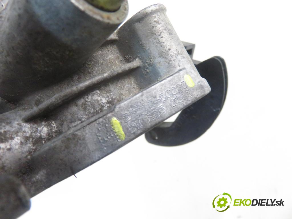 TOYOTA COROLLA Liftback (_E11_) LIFTBACK 2001 71,00 1.4 VVTi 97 - 4ZZ-FE 1398,00 Škrtiaca klapka 222100D020 (Škrtiaca klapka)