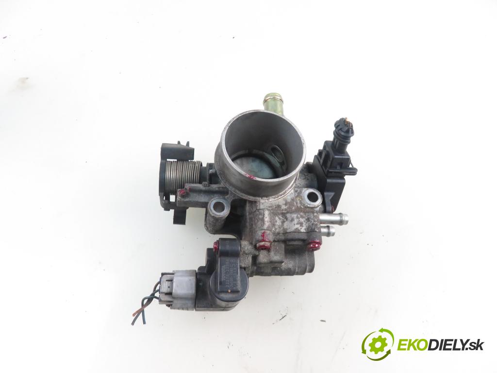 TOYOTA COROLLA Liftback (_E11_) LIFTBACK 2001 71,00 1.4 VVTi 97 - 4ZZ-FE 1398,00 Škrtiaca klapka 222100D020 (Škrtiaca klapka)