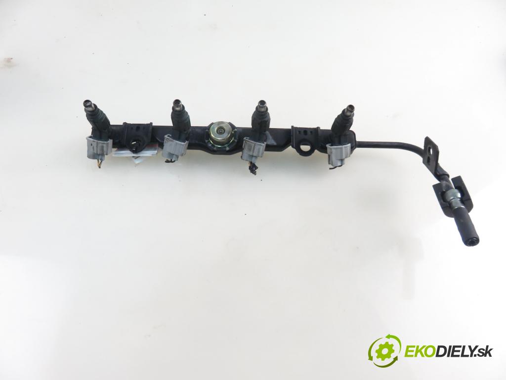TOYOTA COROLLA Liftback (_E11_) LIFTBACK 2001 71,00 1.4 VVTi 97 - 4ZZ-FE 1398,00 Lišta vstrekovacia 0280156019 ; 232500D030 (Vstrekovacia lišta)