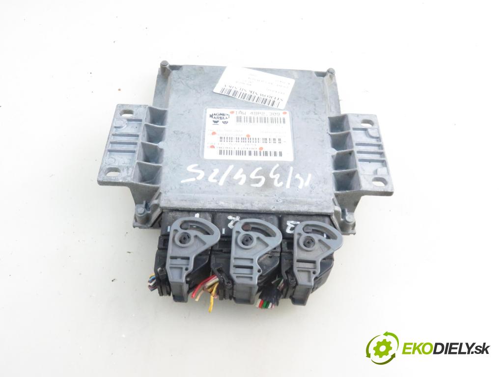 PEUGEOT 406 Break (8E/F) KOMBI 2005 100,00 2.0 16V 136 - RFN (EW10J4) 1997,00 Riadiaca jednotka Motor IAW48P2309 ; 9646112480 ; 9644955480