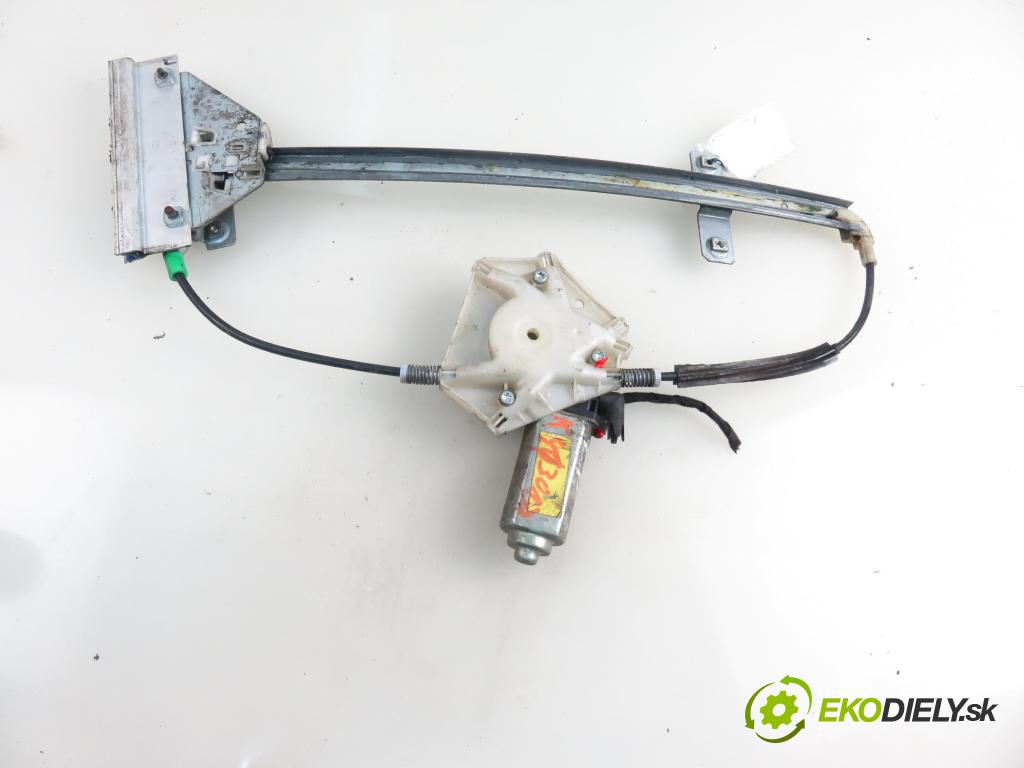 VOLVO V40 Kombi (645) KOMBI 2001 85,00 1.9 DI 116 - D 4192 T3 1870,00 mechanismus oken