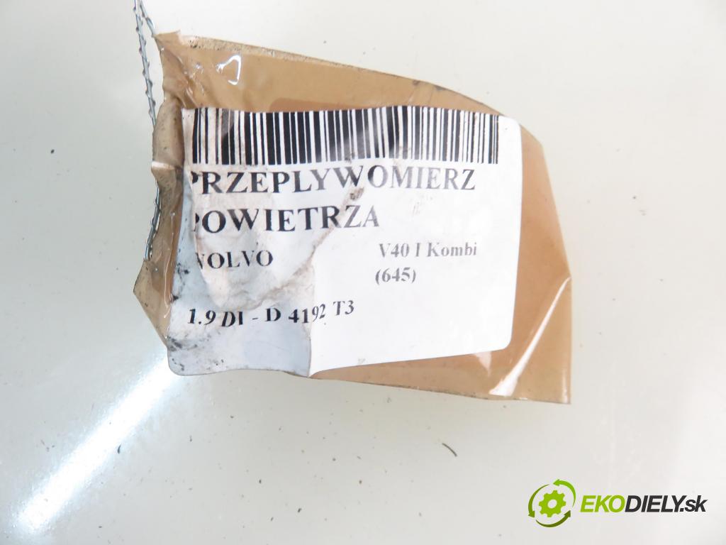 VOLVO V40 Kombi (645) KOMBI 2001 85,00 1.9 DI 116 - D 4192 T3 1870,00 váha vzduchu vzduchu 5WK9632 ; H7700104426 ; 7700114778